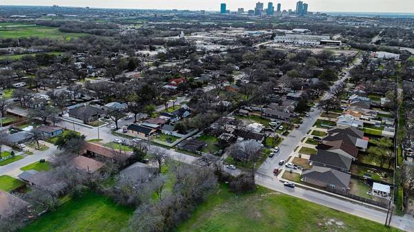 203 Brandies Street, Fort Worth, TX 76111