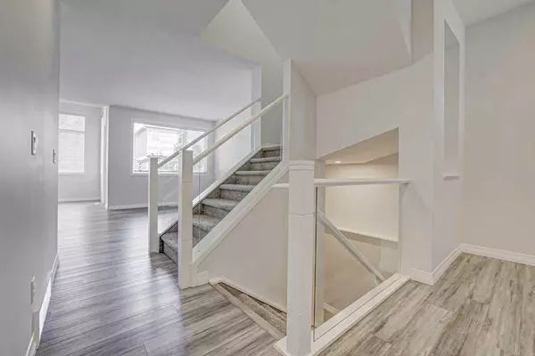 Calgary, AB T3M 2V1,119 Seton Rise SE