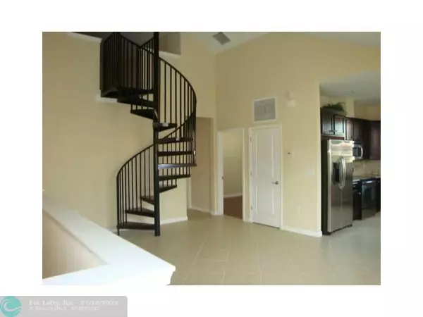 Cooper City, FL 33024,2962 St John Dr  #2962