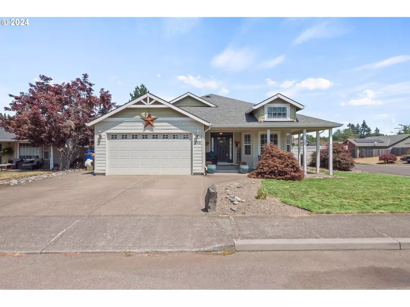 205 TAURUS ST, Molalla, OR 97038