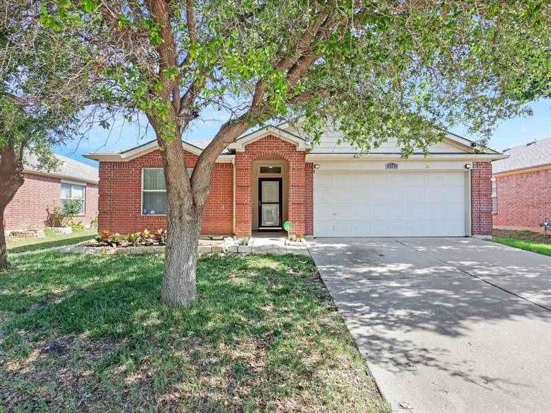 1713 Wind Dancer Trail, Fort Worth, TX 76131