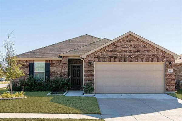 1836 Vernon Drive, Aubrey, TX 76227