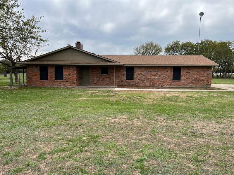 1004 Fm 3048, Joshua, TX 76058