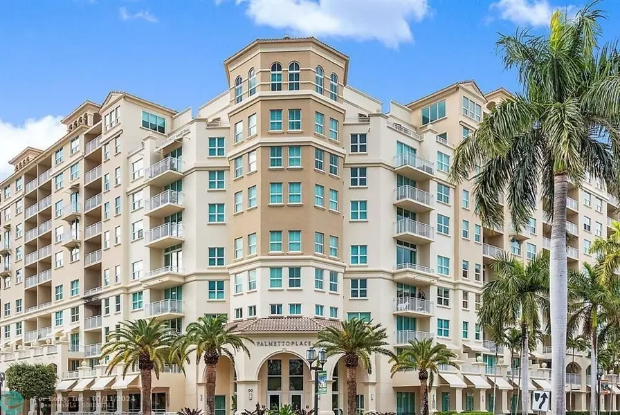 99 SE Mizner Blvd  #637, Boca Raton, FL 33432