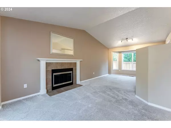 Tualatin, OR 97062,21449 SW CAYUSE CT