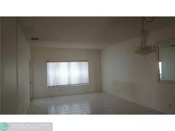 Deerfield Beach, FL 33442,1004 SW 42 AV  #1004