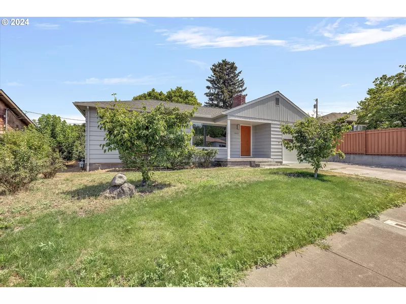 1412 NEVADA ST, The Dalles, OR 97058