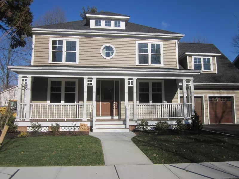 21 E Cedar St, Metuchen Boro, NJ 08840