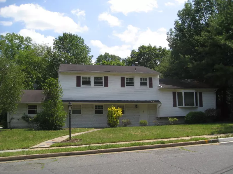 Metuchen Boro, NJ 08840,19 Stoneham Pl