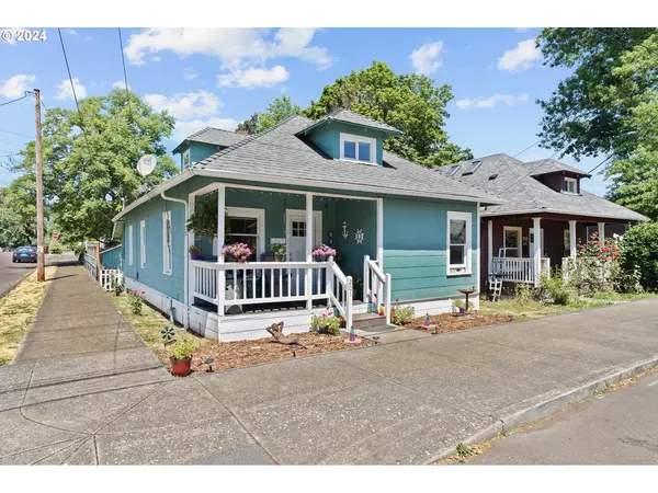 201 CENTER ST, Oregon City, OR 97045