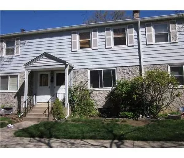 232 Newman St, Metuchen Boro, NJ 08840