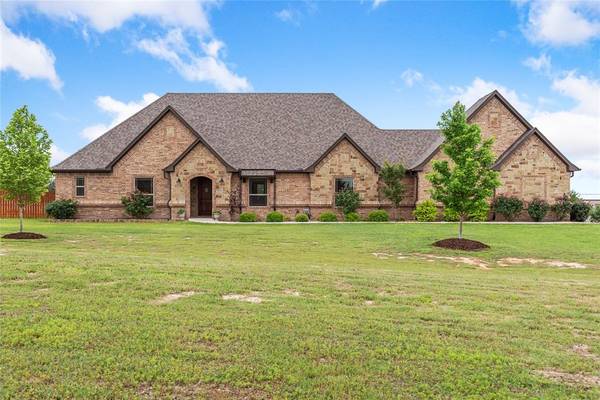 553 County Road 4270, Decatur, TX 76234