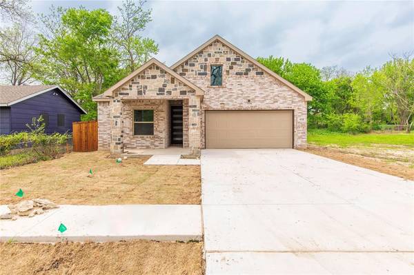 408 S Medora Street, Terrell, TX 75160