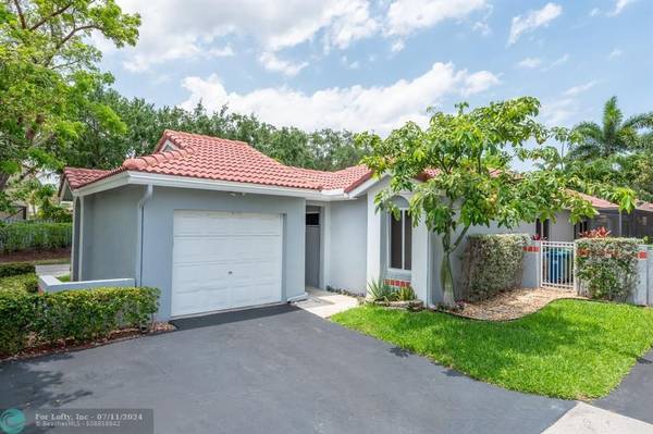 1401 SEAGRAPE CR, Weston, FL 33326