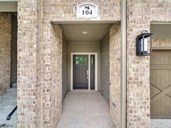 Lewisville, TX 75067,104 Canonbury Drive