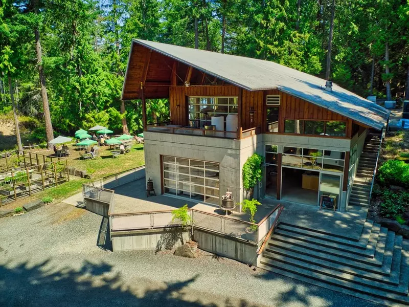 6621 HARBOUR HILL DRIVE, Pender Island, BC V0N 2M1