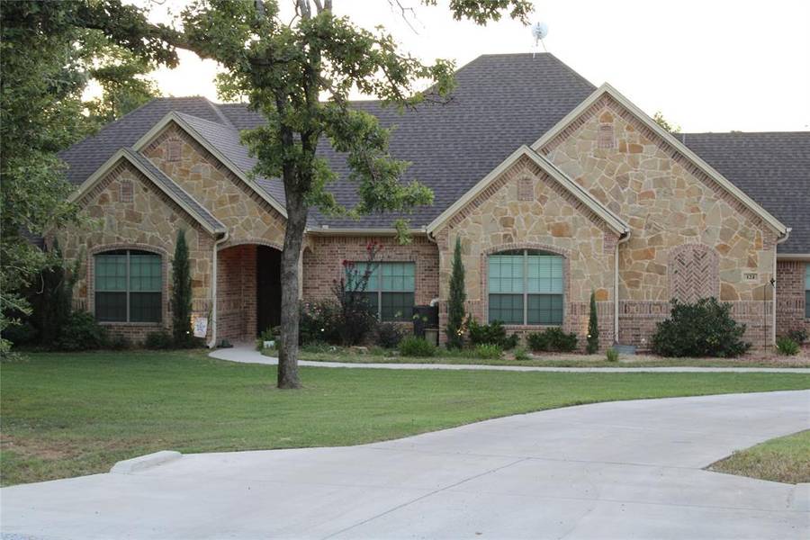 124 Mitch Court, Boyd, TX 76023