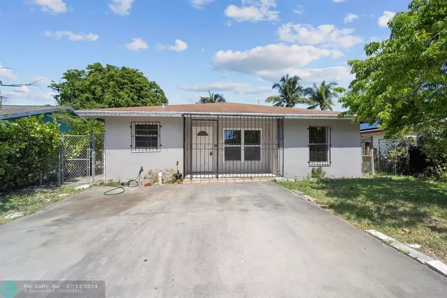 1038 Sunset Ave, Delray Beach, FL 33444