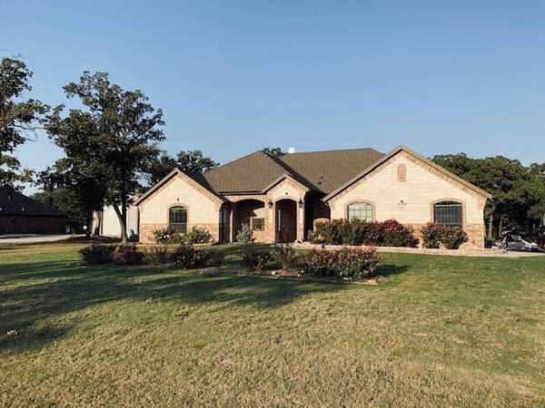 123 Bohner Drive, Boyd, TX 76023