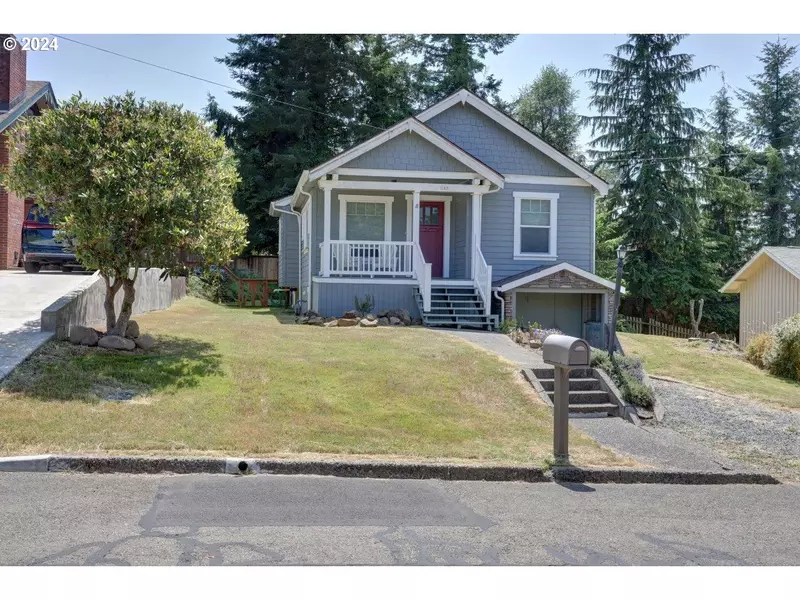 107 KENSINGTON AVE, Astoria, OR 97103