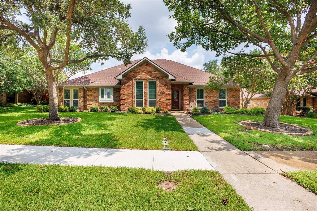 2904 Redwood Drive, Carrollton, TX 75007