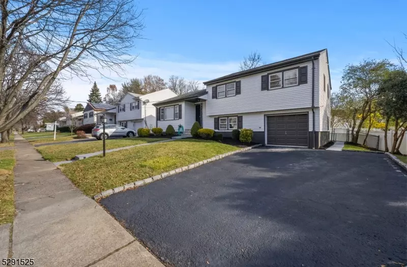 41 Golf Rd, Bloomfield Twp., NJ 07003