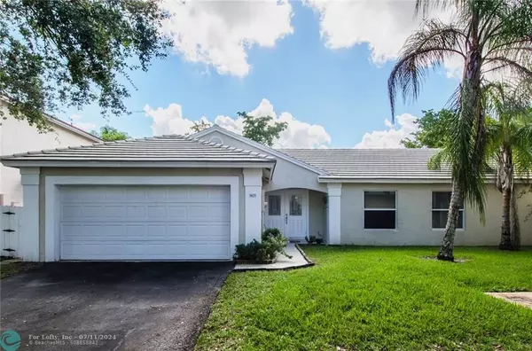 9625 NW 9th Ct, Plantation, FL 33324