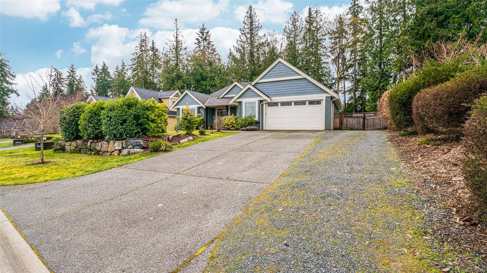 Bowser, BC V0R 1G0,3882 Creekside Dr