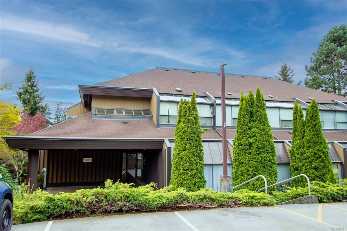 Saanich, BC V8Z 5M1,4678 Elk Lake Dr #536B