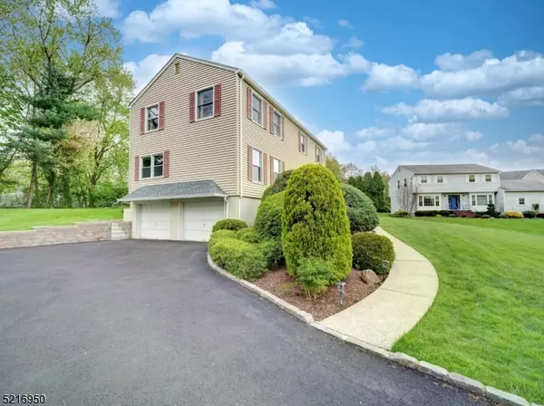 Berkeley Heights Twp., NJ 07922,22 Nancy Pl