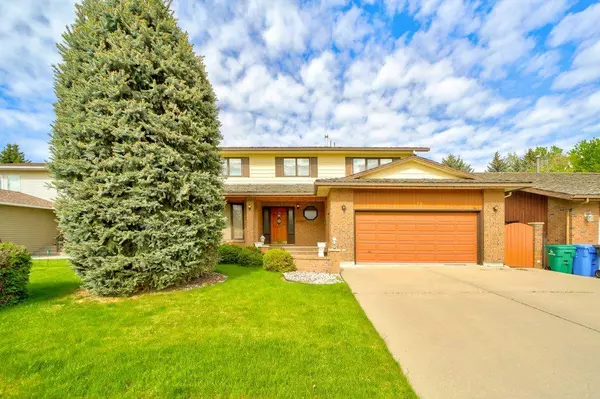 Lethbridge, AB T1K 5C9,30 Tudor CT S