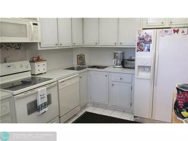 Deerfield Beach, FL 33441,1537 E Hillsboro Blvd  #140