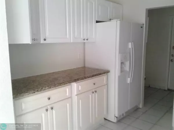 Pompano Beach, FL 33064,720 NE 25th St