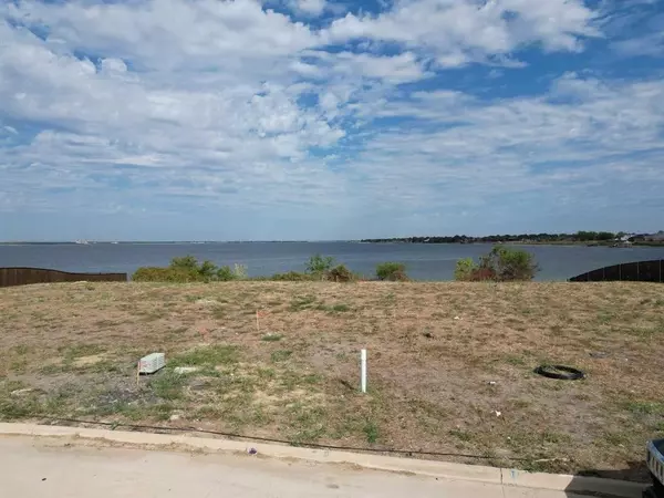 Forney, TX 75126,18102 Lakefront Court