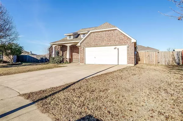 Burleson, TX 76028,217 Ute Creek Court