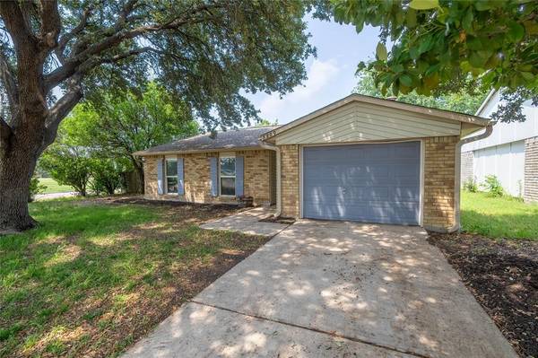 5200 Miller Circle,  The Colony,  TX 75056