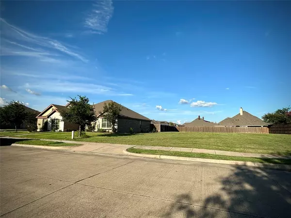 Waxahachie, TX 75165,223 Nocona Drive