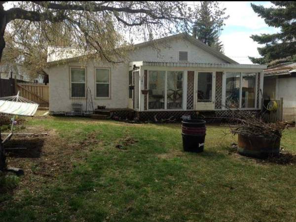 303 Railway ST, Paradise Hill, SK S0M 2G0