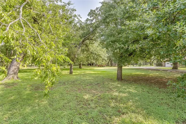 Burleson, TX 76028,132 Woodland Drive