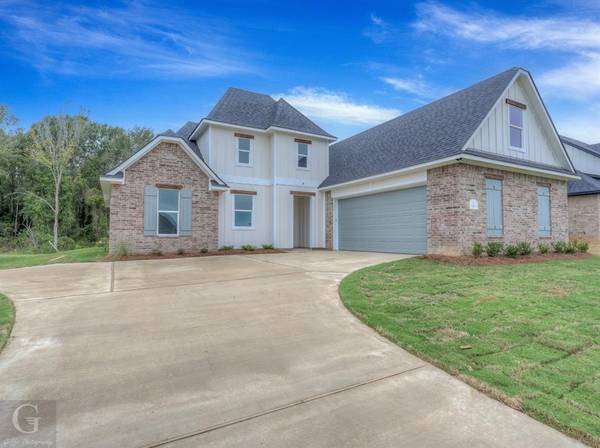 266 Woodcrest Drive, Stonewall, LA 71078