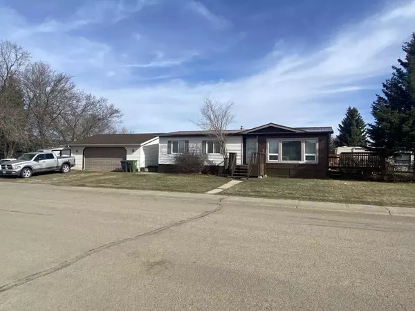 Ponoka, AB T4J 1E2,6402 51 ST