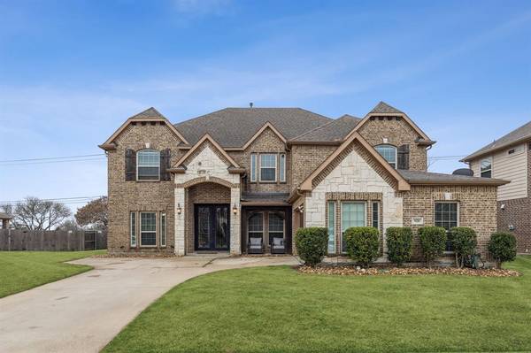 920 E Danbury Drive,  Desoto,  TX 75115