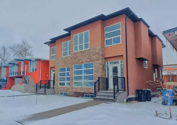 Calgary, AB T2E 2J9,514 34 AVE NE