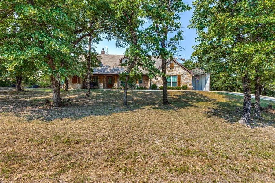 101 Brady Coleman Lane, Springtown, TX 76082