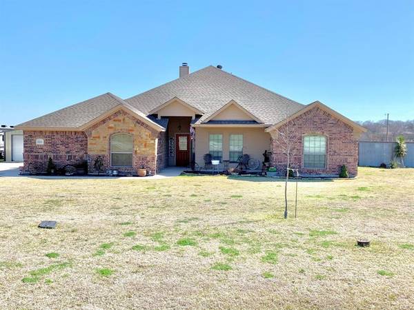 116 Helen Hampton Drive, Springtown, TX 76082