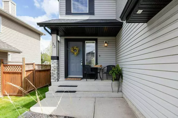 Calgary, AB T3B5W2,53 Valley Stream CIR NW