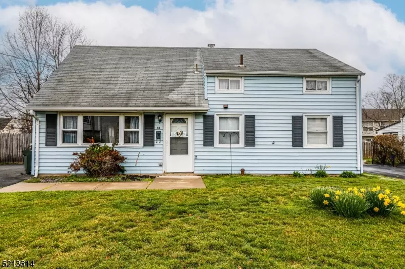 45 W George Pl, Woodbridge Twp., NJ 08830