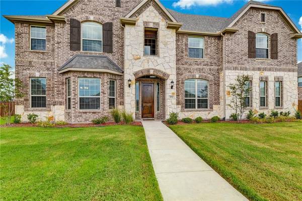 272 Shallow Brook Drive, Sunnyvale, TX 75182