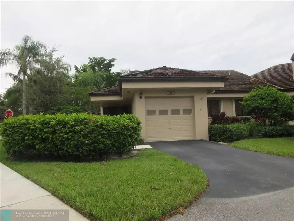 Plantation, FL 33324,121 Chelsea Lane  #.