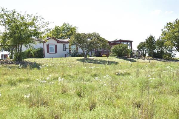 273 County RD 2610, Decatur, TX 76234